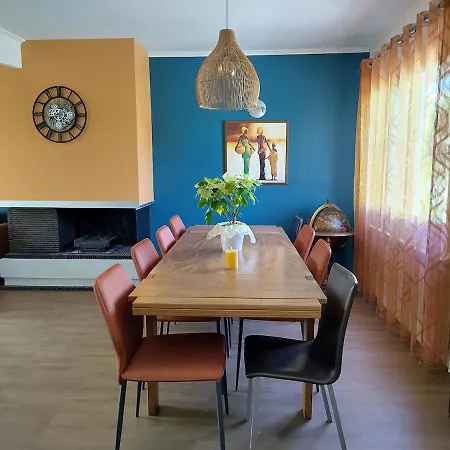 Maison Familiale Calme Avec Jardin A Vakantiehuis *