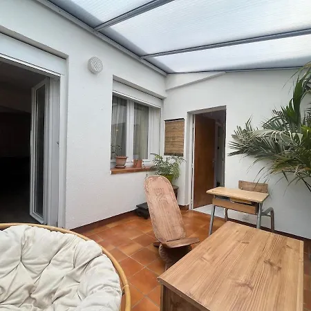 Maison Familiale Calme Avec Jardin A