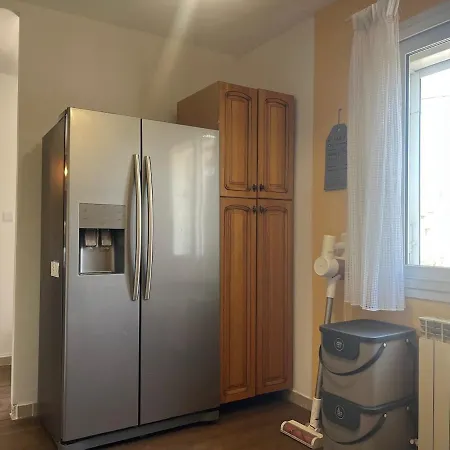 Holiday home Maison Familiale Calme Avec Jardin A *