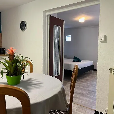Maison Familiale Calme Avec Jardin A Vakantiehuis